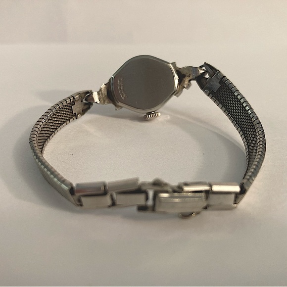 Antique windup Helbros Stainless Steel Watch fits up to 6.5 inch wrist - Picture 2 of 11